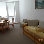 Lägenhet Hagy L+l
